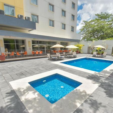 Hb Cordoba Hotel Exterior photo
